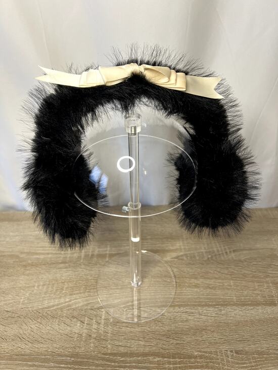 Urban Accessories - URBAN Bow Earmuffs Faux fur NWT (B60204)